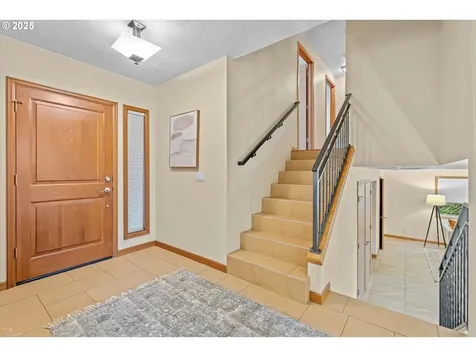 8617 SW Iroquois Drive Tualatin OR 97062