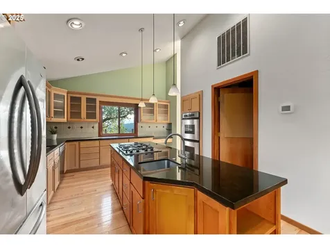 339 Oakview Drive Roseburg OR 97471