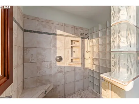 339 Oakview Drive Roseburg OR 97471