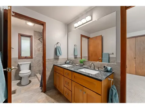 339 Oakview Drive Roseburg OR 97471