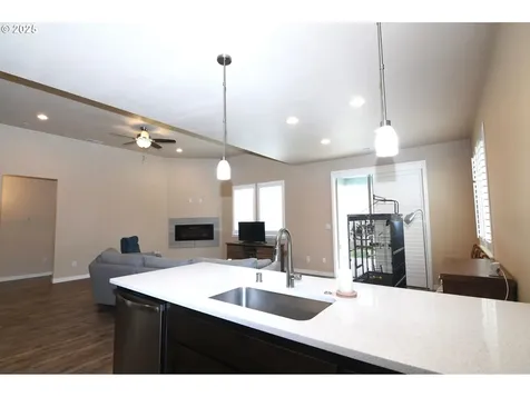5009 NE 85th Street Vancouver WA 98665