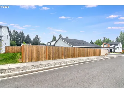 5009 NE 85th Street Vancouver WA 98665