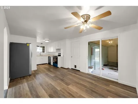 4655 Avalon Street Eugene OR 97402