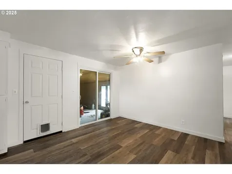 4655 Avalon Street Eugene OR 97402