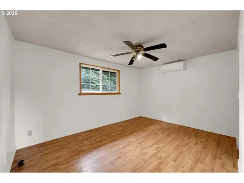 4655 Avalon Street Eugene OR 97402
