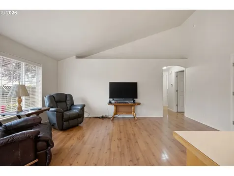 3928 Hyacinth Street Eugene OR 97404