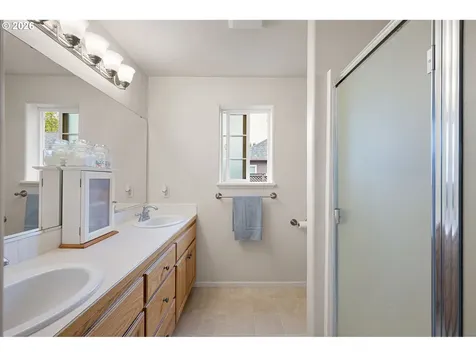3928 Hyacinth Street Eugene OR 97404