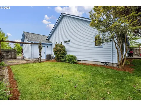 3928 Hyacinth Street Eugene OR 97404