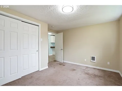 40 SE 133rd Avenue Portland OR 97233