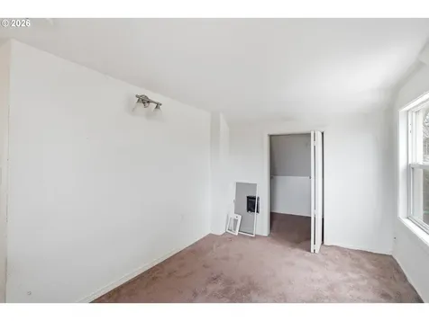 40 SE 133rd Avenue Portland OR 97233