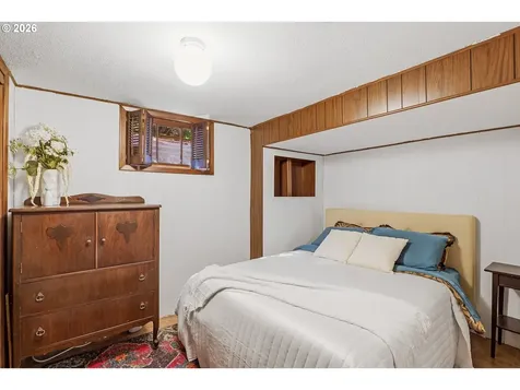10235 NW Leahy Road Portland OR 97229