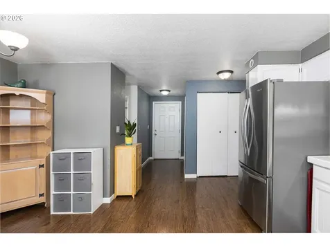 1528 NW Grove Street Roseburg OR 97471