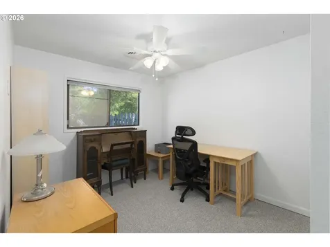 1528 NW Grove Street Roseburg OR 97471