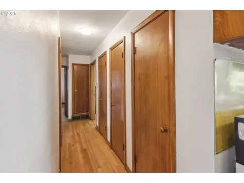 2830 SE 51st Avenue Portland OR 97206