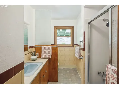2830 SE 51st Avenue Portland OR 97206