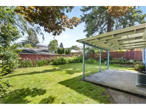 2830 SE 51st Avenue Portland OR 97206
