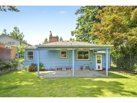 2830 SE 51st Avenue Portland OR 97206