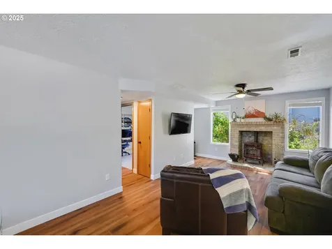 8333 SE 144th Drive Portland OR 97236