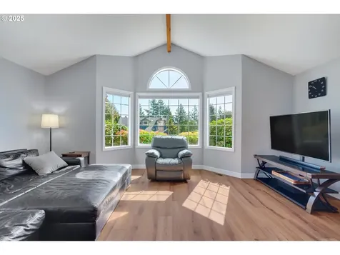 8333 SE 144th Drive Portland OR 97236
