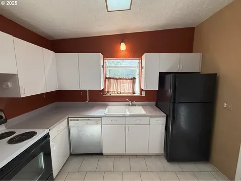 135 Driftwood Drive Florence OR 97439