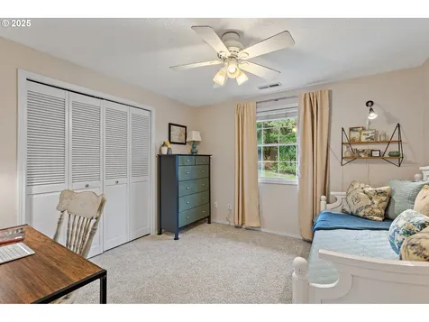 5875 Smoketree Drive SE Salem OR 97306