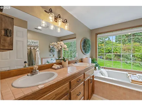 5875 Smoketree Drive SE Salem OR 97306