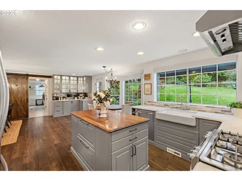 5875 Smoketree Drive SE Salem OR 97306