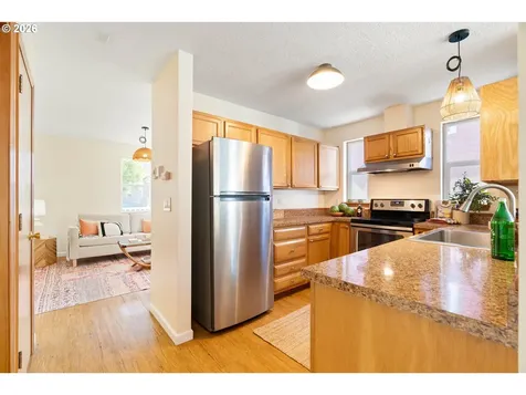3911 NE Grand Avenue Portland OR 97212