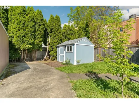 3911 NE Grand Avenue Portland OR 97212