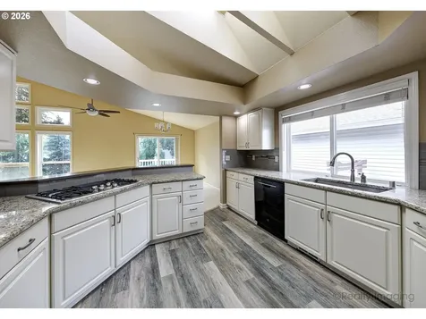 15007 SE 35th Street Vancouver WA 98683