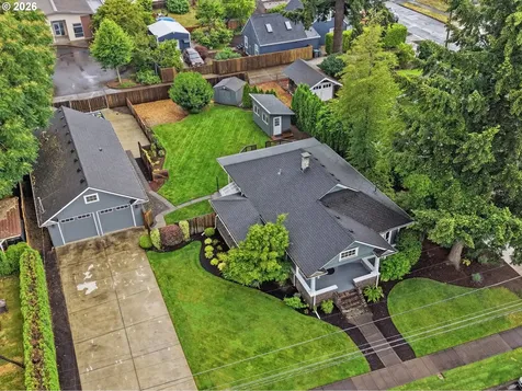 726 E Main Street Hillsboro OR 97123