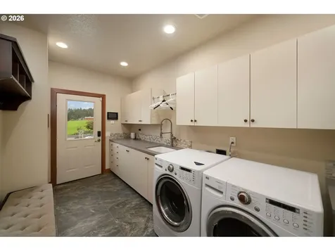 32715 SW Laurel Road Hillsboro OR 97123