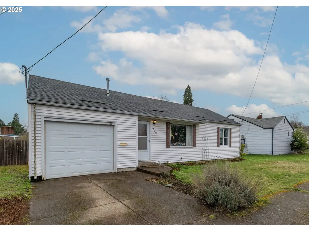 980 Cleveland Street Lebanon OR 97355