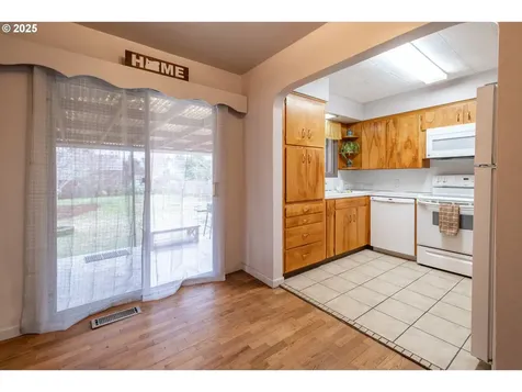 980 Cleveland Street Lebanon OR 97355
