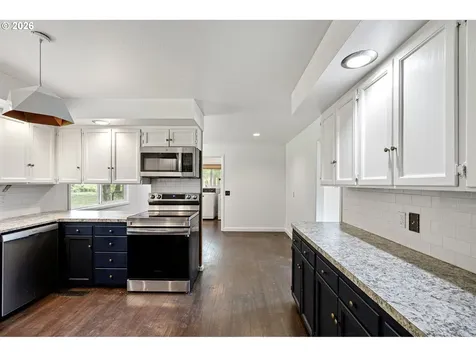 28974 Gimpl Hill Road Eugene OR 97402