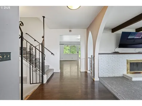 28974 Gimpl Hill Road Eugene OR 97402