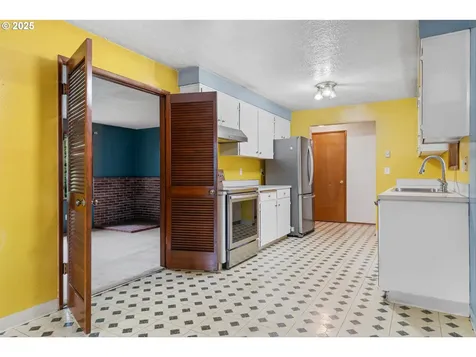 3120 SE 158th Avenue Portland OR 97236