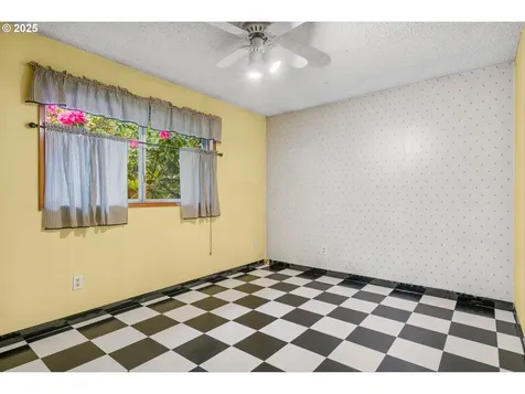 3120 SE 158th Avenue Portland OR 97236