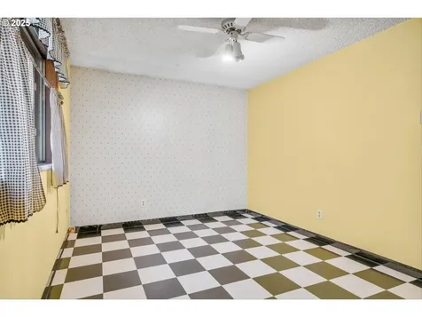 3120 SE 158th Avenue Portland OR 97236