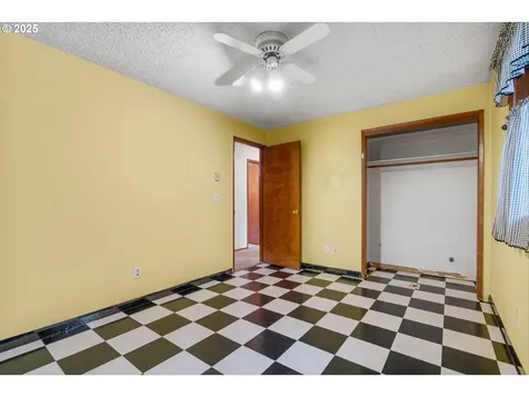 3120 SE 158th Avenue Portland OR 97236