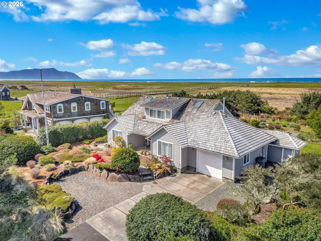 4930 Fairway Avenue Gearhart OR 97138
