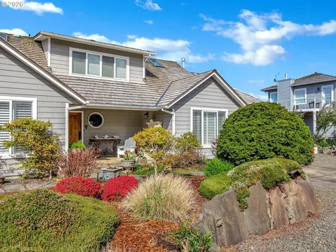 4930 Fairway Avenue Gearhart OR 97138