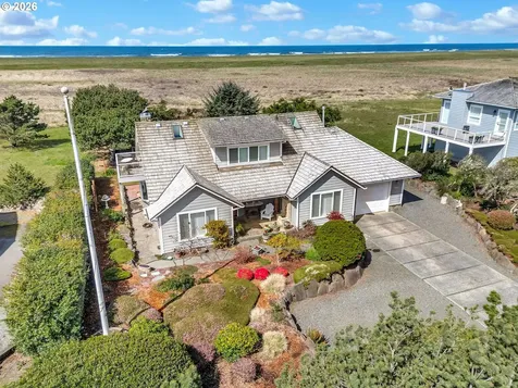 4930 Fairway Avenue Gearhart OR 97138