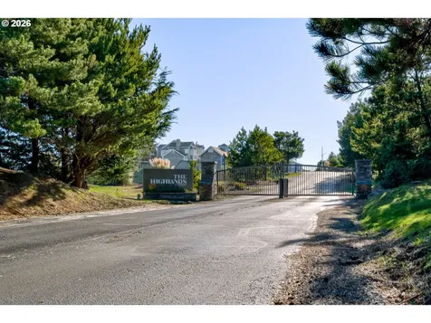 4930 Fairway Avenue Gearhart OR 97138