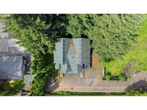 17312 17314 E Burnside Street Portland OR 97233