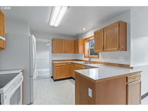 2885 NE 35th Street Lincoln City OR 97367