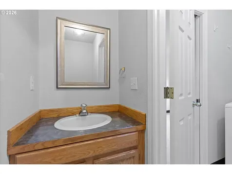 2885 NE 35th Street Lincoln City OR 97367