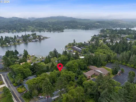 2885 NE 35th Street Lincoln City OR 97367