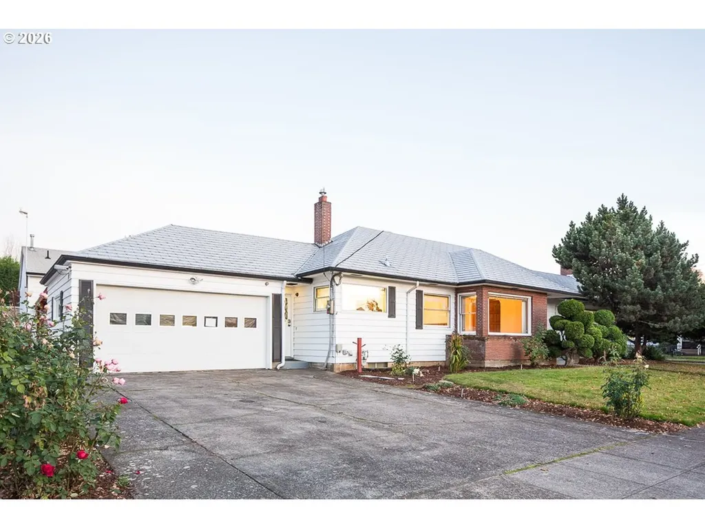 144 SE 85th Avenue Portland OR 97216