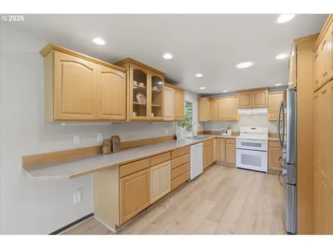15010 Clackamas River Drive Oregon City OR 97045